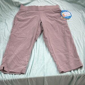 Columbia Women's Gray Capris
